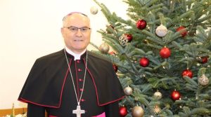 Božićna čestitka biskupa mons. Ivana Štironje